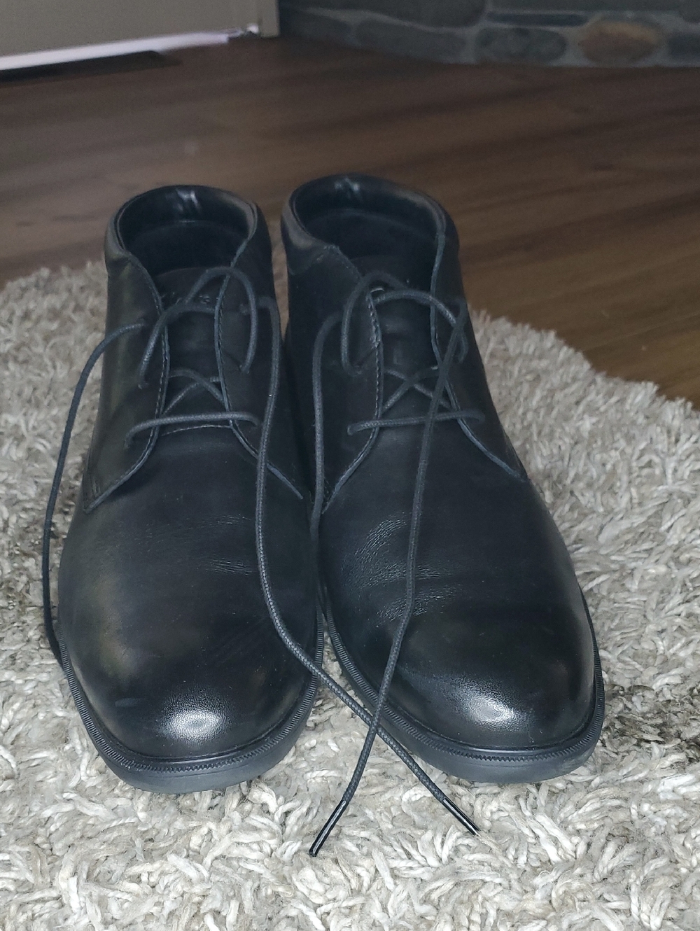 Clarks Men’s Black Leather Chukka Boots